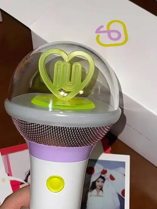 不会还有人不知道可以在哪里买iu应援棒吧