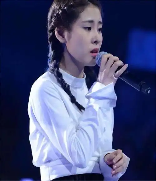 歌手张碧晨:和华晨宇生子,曾是exo私生饭?为刘亦菲蛰伏18年