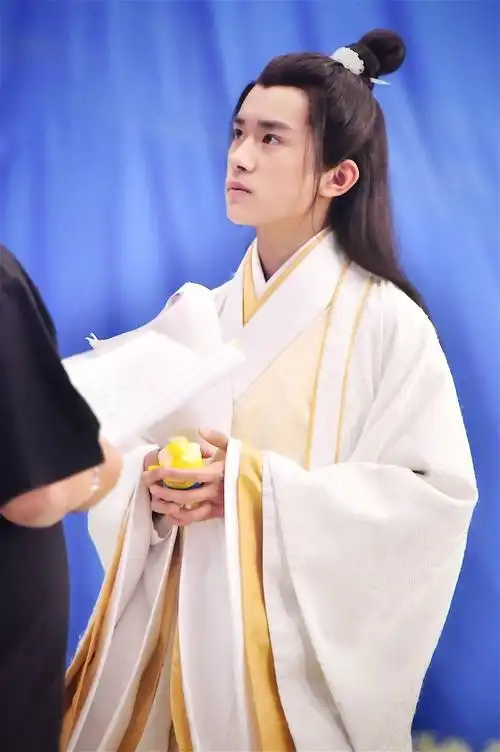 易烊千玺古装合集,你的古装初心脸