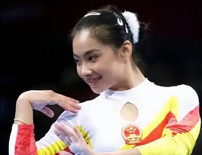 陈永妍婚后6年未怀孕,医生告诉李宁:是你能力不行_体操_金牌_球鞋