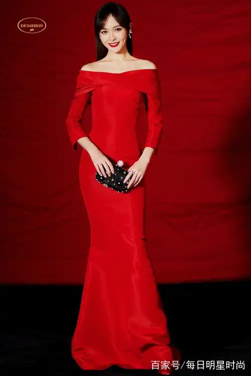 明星唐嫣第17届电影华表奖星尚活动风尚大秀!