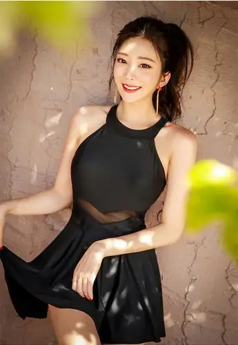 世一晟新款成熟黑钢托聚拢保守裙式平角连体泳衣女露背性感泳装