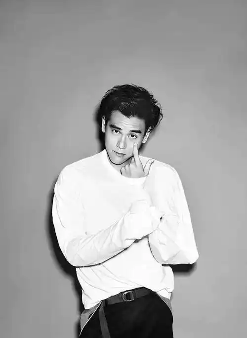 彭于晏:颜值与实力并存的优质偶像,无人不爱的完美男神_角色_运动