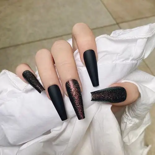 超长款芭蕾甲假指甲贴片 黑色闪粉跳色美甲甲片穿戴甲 炫酷棺材甲