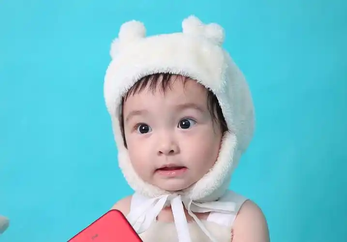 评选2018小可爱宝贝"最美萌娃"大赛,三年免费品牌童鞋等你拿.