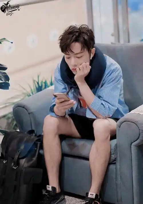 肖战腿毛上热搜了,确实好长呀～_观众_热度_角色