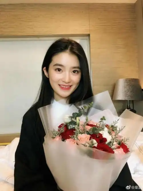 柴蔚《初恋那件小事》变迷妹 开启追星式恋爱