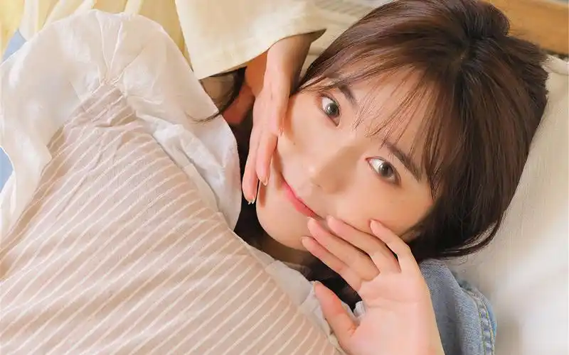 高清氧气美女桌面壁纸