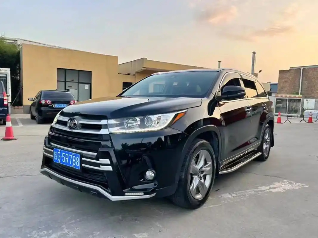 汉兰达四驱.21年四驱七座豪华汉兰达,极品,2万公里,个人一 - 抖音