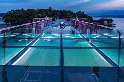 1游湖登西海渔村——风情的渔岛,有玻璃桥,玻璃栈道,喊泉,勇士桥,人妖