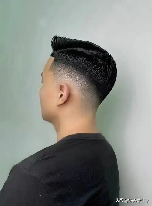 男士发型别乱剪,剪这14款就够了,百变时尚真帅气