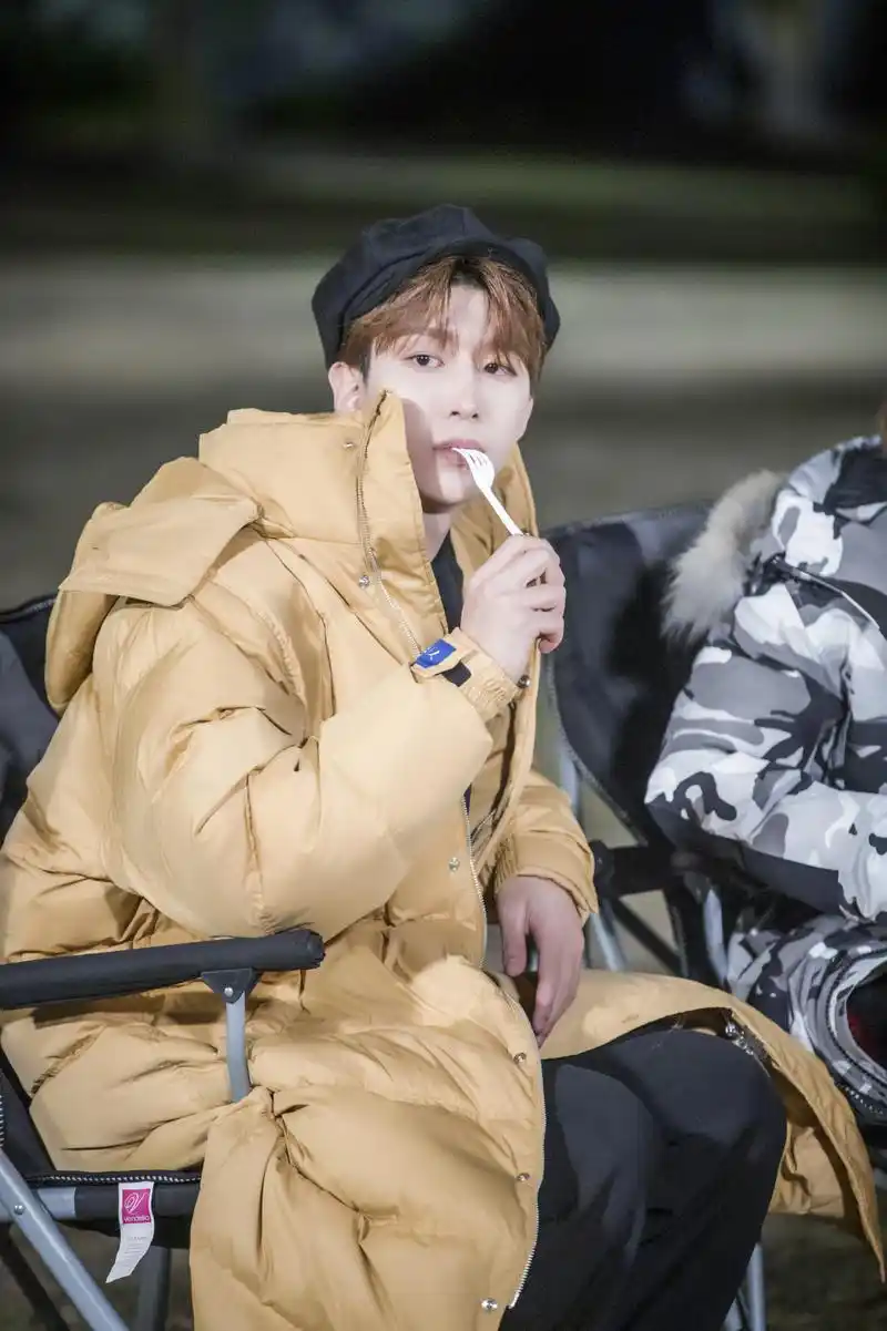 《青春的花路》热播爆笑名场面接连上演 艾福杰尼在线宠弟弟