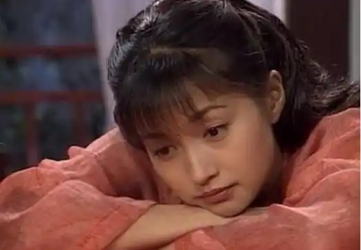 李绮红:夺走钟汉良初吻,两拒天王嫁老外,如今52岁无戏可拍_郭襄_黎明