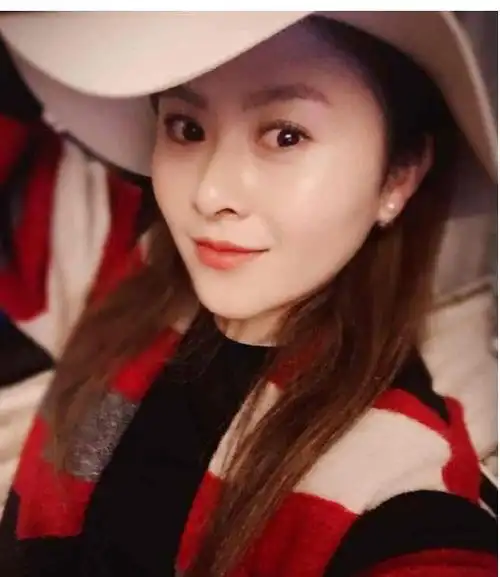 沈腾老婆王琦身材飙升到新高度脸已经不能够再胖了