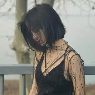 2019好看的短发女生头像图片 日久不一定生情但必定见人心