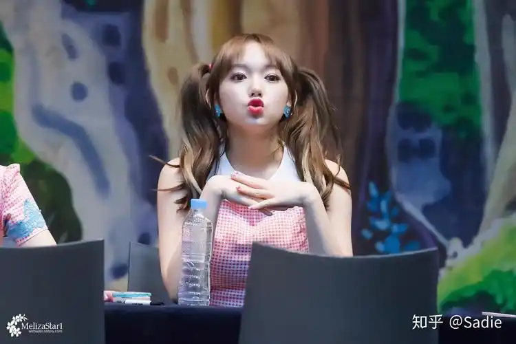 宇宙少女程潇,她奶潇的称号是怎么来的? - 知乎