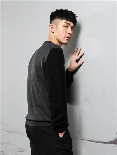 柯震东:我做好被丢鸡蛋的准备 仍想继续走下去