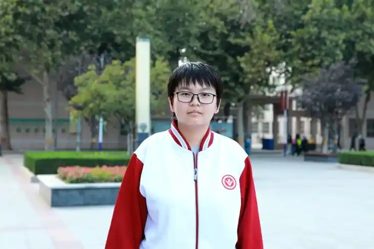 石家庄精英中学:速速围观,高一学霸新加冕!