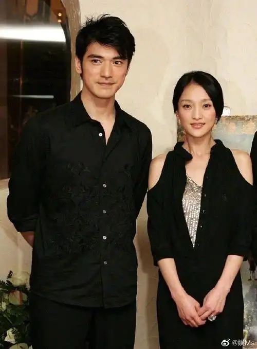 周迅金城武同框旧照