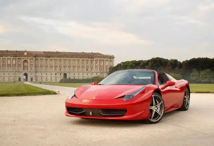 制动系统存隐患 法拉利跑车刹不住 美国车主决定集体起诉_太平洋号