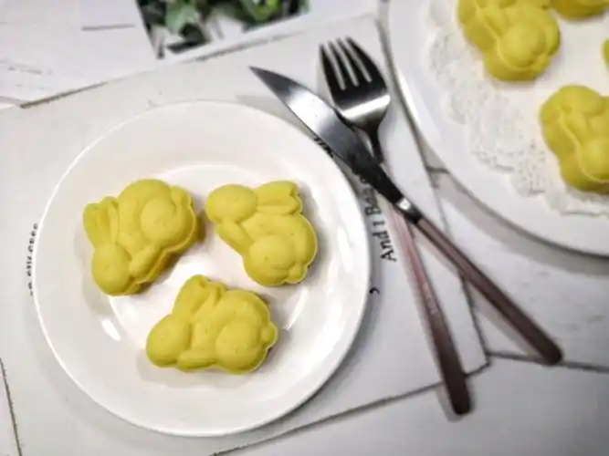 超可爱小兔子绿豆糕