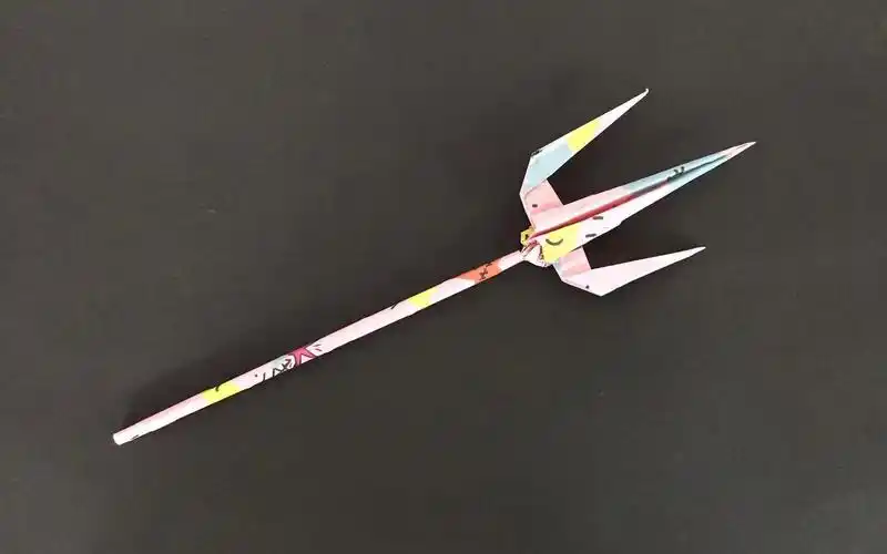 折纸 三叉戟