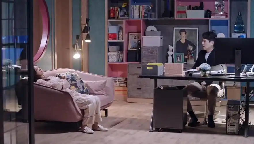 靳东秦岚夫妻俩的家秦岚和谁结婚了