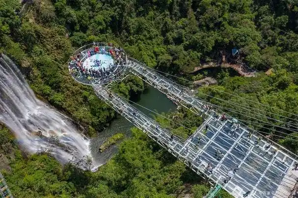 古龙峡玻璃桥介绍,这个网红玻璃桥到底有哪些神奇之处
