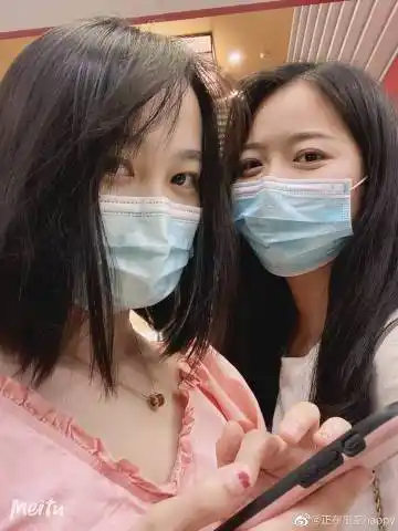 04 查看更多 a 微关系 她的关注(374) 丝丝记忆说影视 lynne_可可