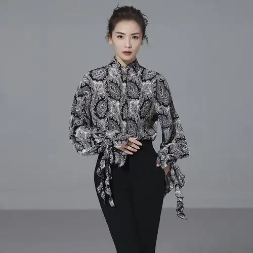 刘涛明星同款佩斯里纹印花真丝衬衫女气质花瓣长袖设计感小众上衣