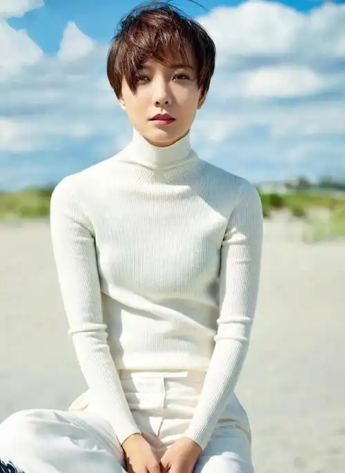 干练时尚的王珞丹,优雅迷人,温婉秀丽的写真照!__财经头条