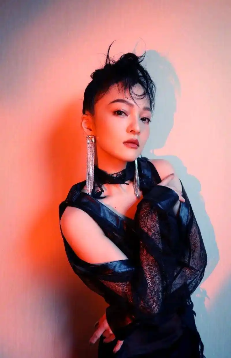 明星写真～张韶涵