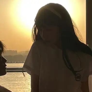 情侣头像真人ins风高级质感情头真人一人一半ins风