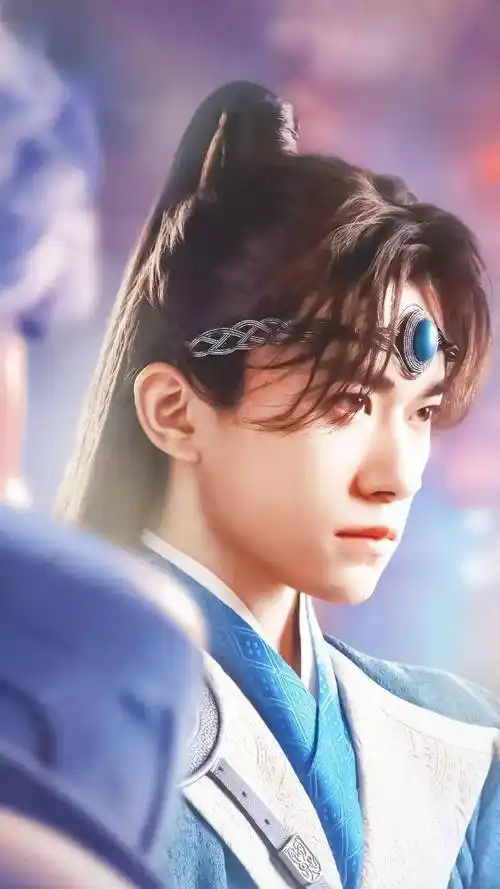 易烊千玺的古风造型,陌上人如玉,公子世无双!