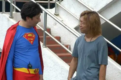 九孔惨遭吴宗宪戏弄 《赛车》中被"骗"剃光头