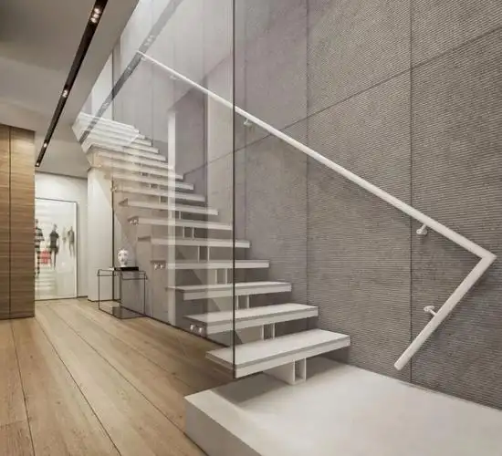 或悬挂楼梯的样式可以通过多种方式设计浮动楼梯尤其是玻璃,因此楼梯