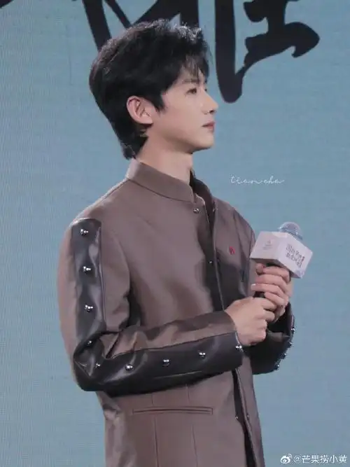 白敬亭新中式西装造型##白敬亭好男大