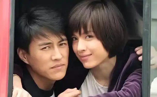 隋俊波:错过靳东,转身嫁给父亲看准的女婿,43岁被婆家宠成公主