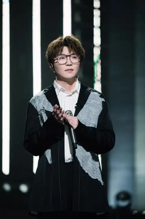 毛不易明日5荣誉老师##明日创作计划##毛不易新专辑幼鸟指南