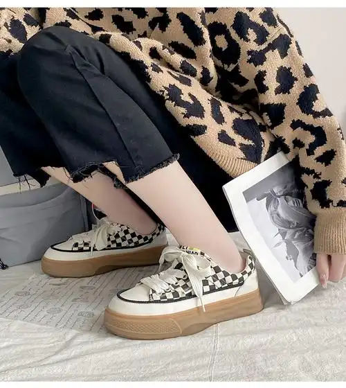 初中生女生鞋子透气板鞋高中学生夏天穿的小众小白鞋女新款春秋夏百搭