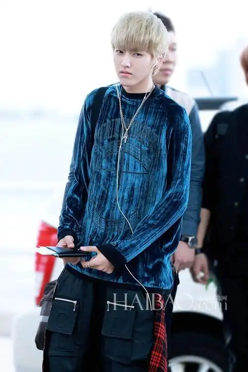 吴亦凡2013年10月14日机场街拍