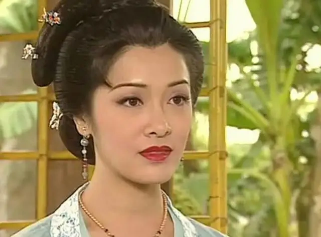 韩雪版杨贵妃造型曝光贵气逼人被指气质刻薄网友称像后妈