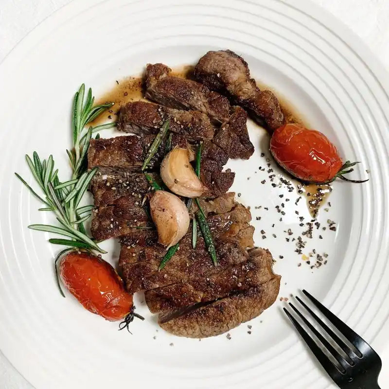 今日的晚餐长这样 | 牛排摆盘