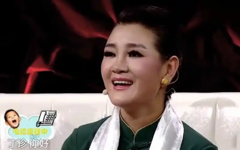 降央卓玛谈论孩子合集,现场接通与女儿通电话,引得全场哈哈大笑