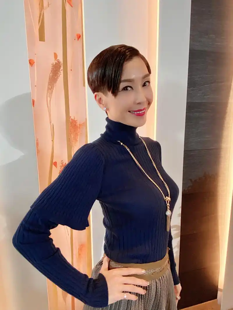 伍咏薇:我就像一匹野马,不喜欢被束缚|人物