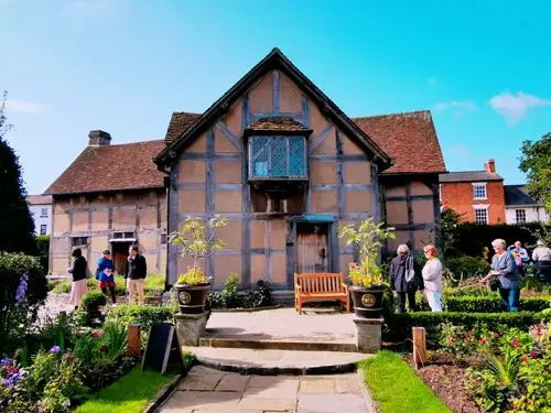 埃文河畔的莎士比亚故居,拥有别样的文化风景,邂逅英伦文艺情结