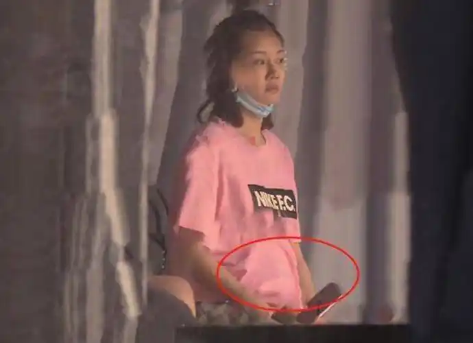 郑凯苗苗结婚照