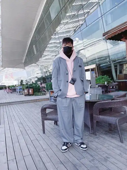 千鸟格西装套装内搭 99宝#微胖穿搭  #ootd  #穿搭  #胖男生的穿搭