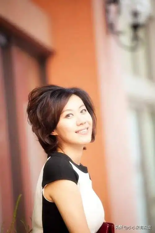 李红近照曝光(看到李曈曈的时候)(12)