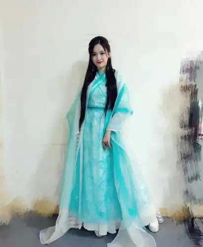 女明星的古装造型,吴宣仪仙气满满,最后一位又美又仙